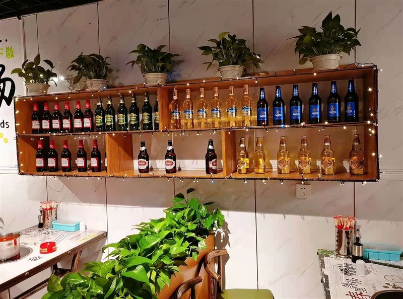 湖濱燒烤店外兌