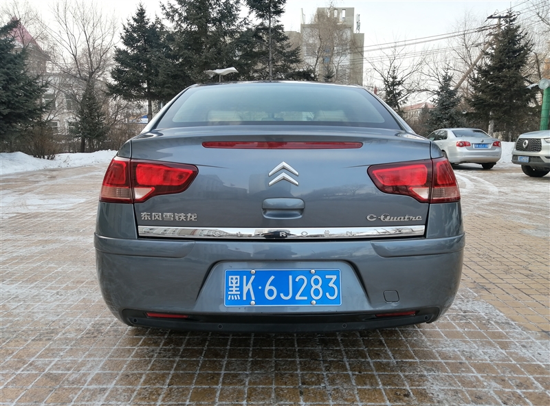 11年自動擋雪鐵龍世嘉