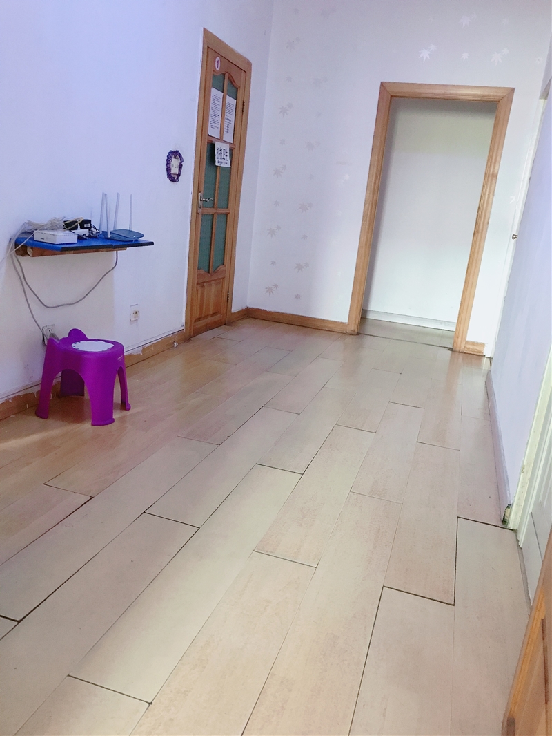 單間出租 干凈衛(wèi)生 能洗澡洗衣