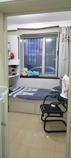 彩虹橋附近，祥和小區(qū)一樓70平方出租