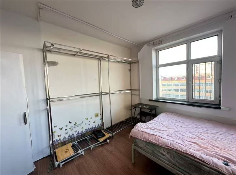 同仁電梯5樓，一室一廳